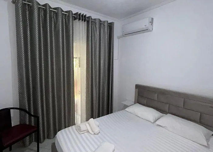 Vjollca's * Sarandë